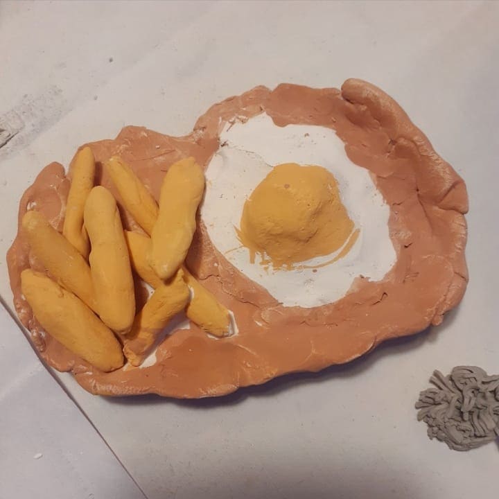 Objeto cerámico esmaltado